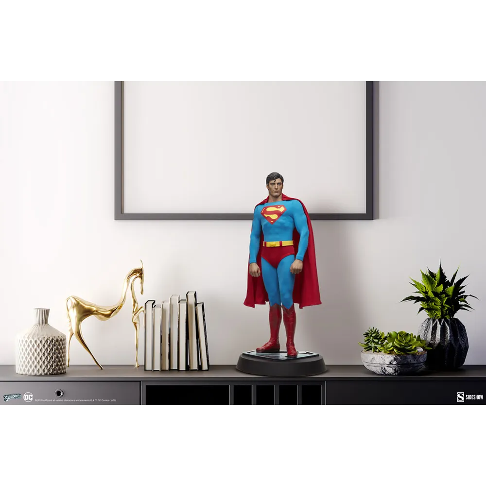 SUPERMAN: THE MOVIE Premium Format™ Figure
