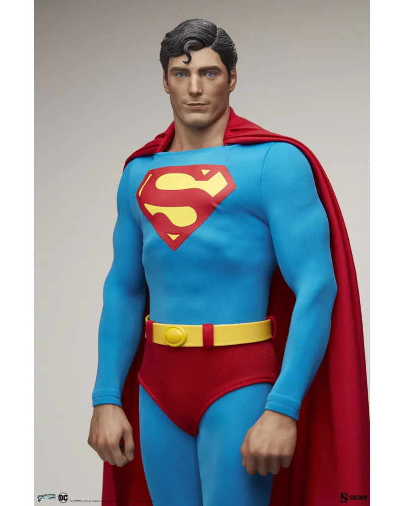 SUPERMAN: THE MOVIE Premium Format™ Figure
