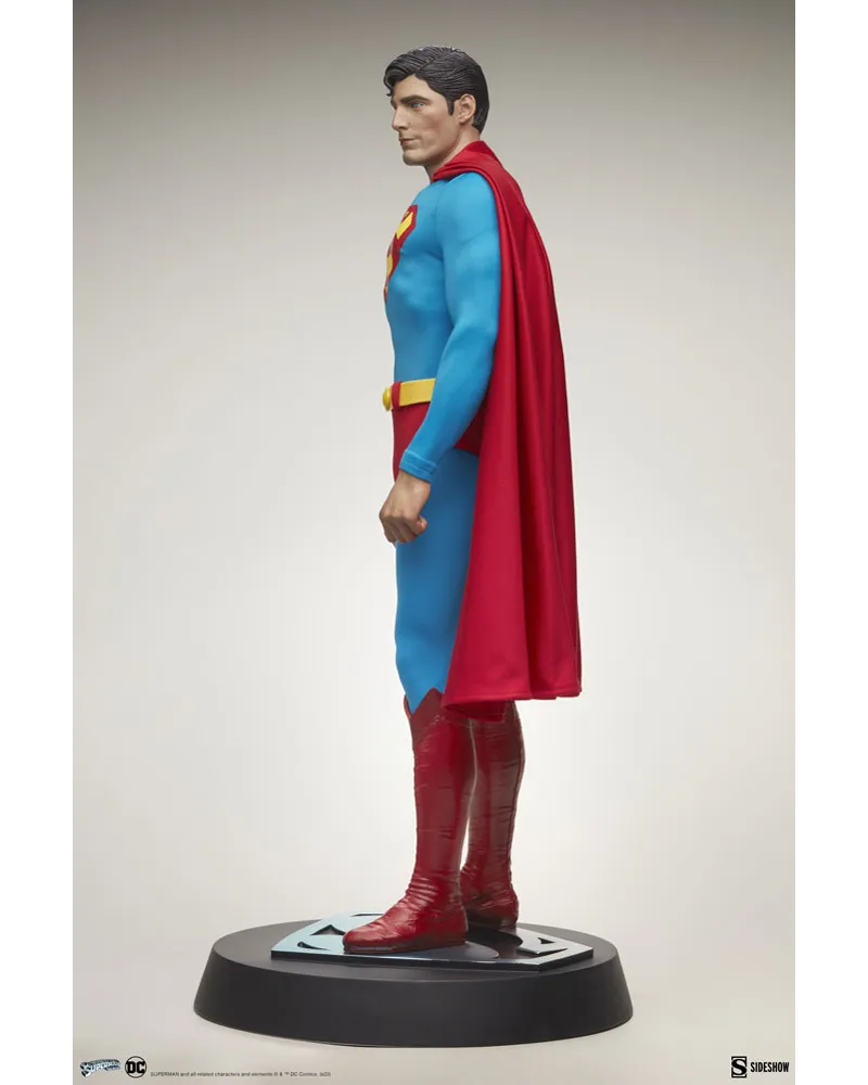 SUPERMAN: THE MOVIE Premium Format™ Figure