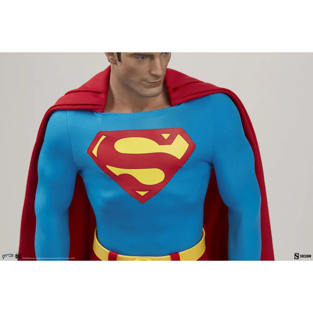 SUPERMAN: THE MOVIE Premium Format™ Figure